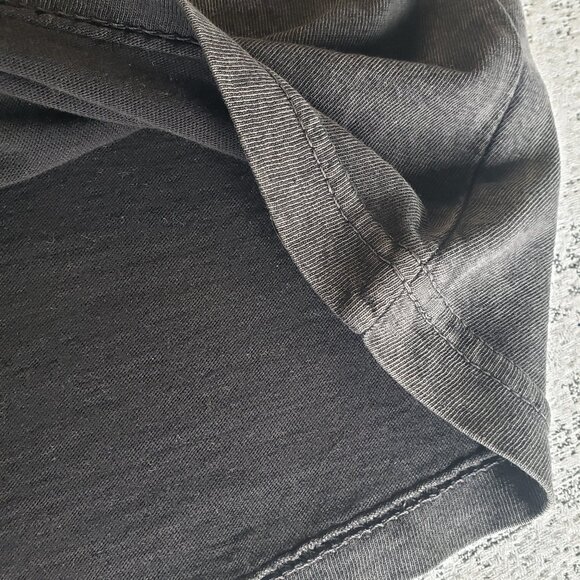 Tash Sultana Sugar Mushroom Rock Band tshirt Charcoal Black - Picture 8 of 9